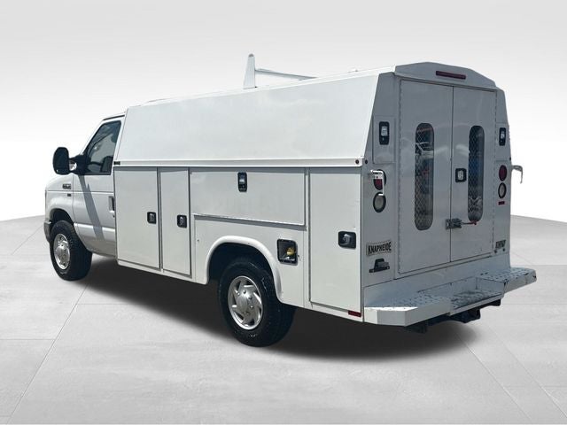 2017 Ford E-350SD Base Cutaway