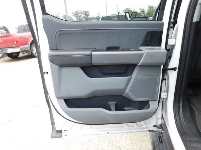 2023 Ford F-150 Lightning XLT