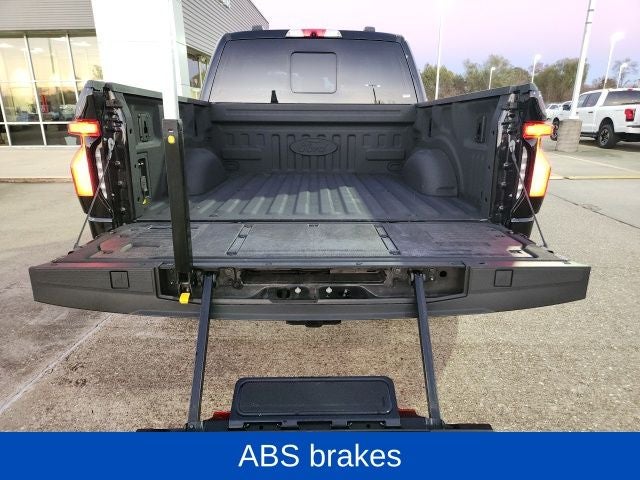 2023 Ford F-150 Lightning Lariat