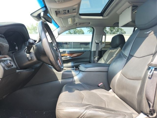 2019 Cadillac Escalade Luxury