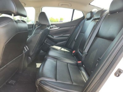 2022 Nissan Maxima SV