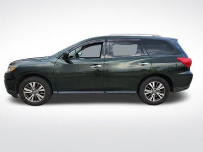 2020 Nissan Pathfinder SV