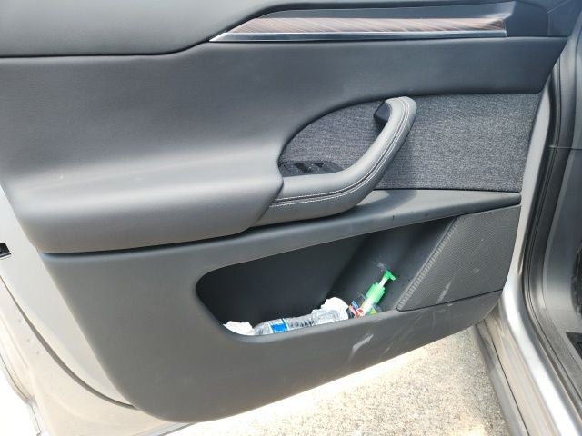 2024 Tesla Model X Base