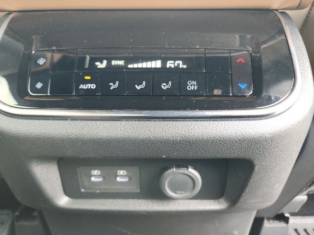 2025 Nissan Armada SL