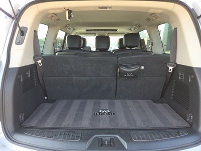 2023 INFINITI QX80 LUXE
