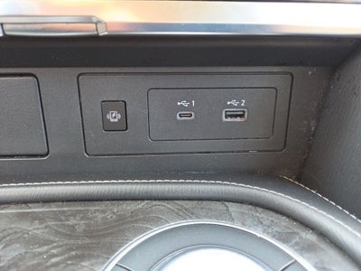 2023 INFINITI QX80 LUXE