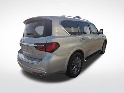 2023 INFINITI QX80 LUXE
