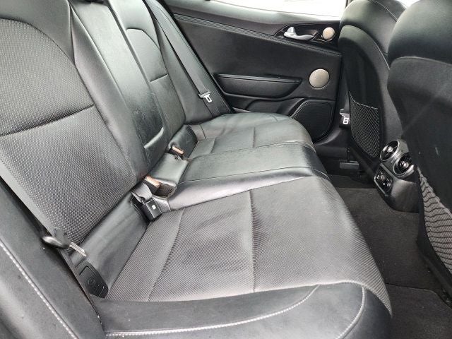 2022 Kia Stinger GT-Line