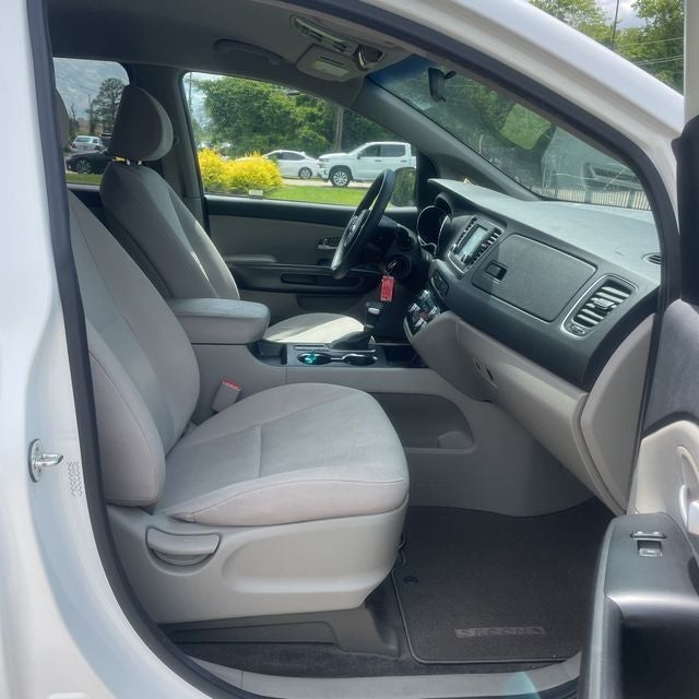 2021 Kia Sedona LX