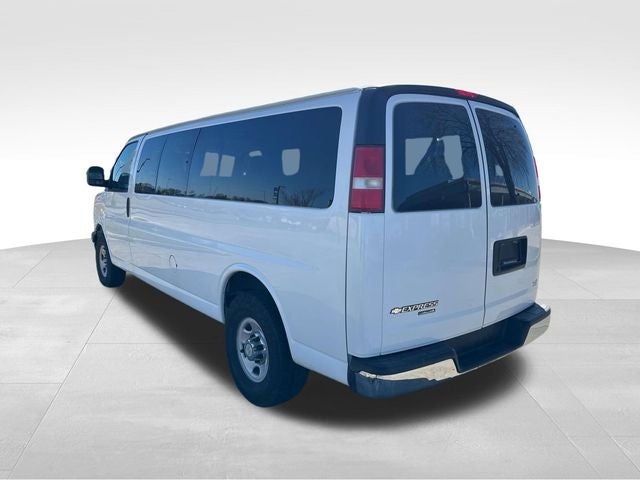 2016 Chevrolet Express 3500 LT Passenger