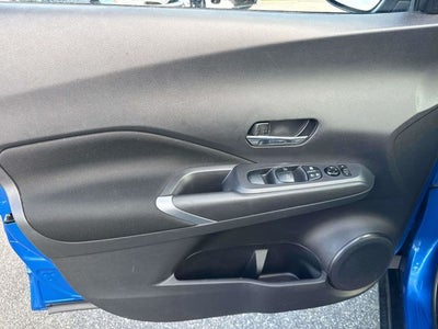 2022 Nissan Kicks SV