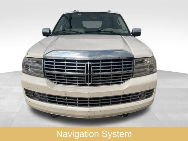 2012 Lincoln Navigator Base