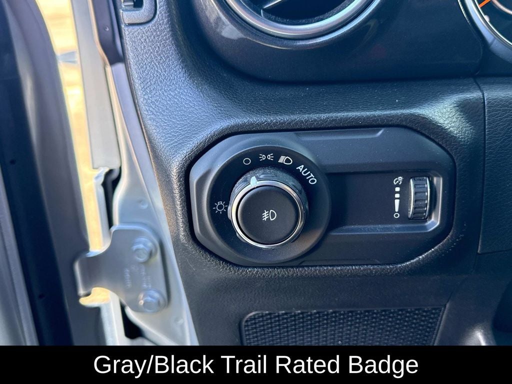 2023 Jeep Wrangler Altitude