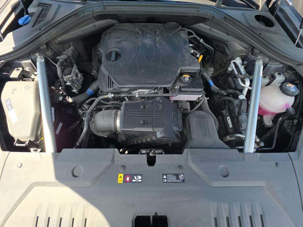 2025 Genesis GV70 2.5T