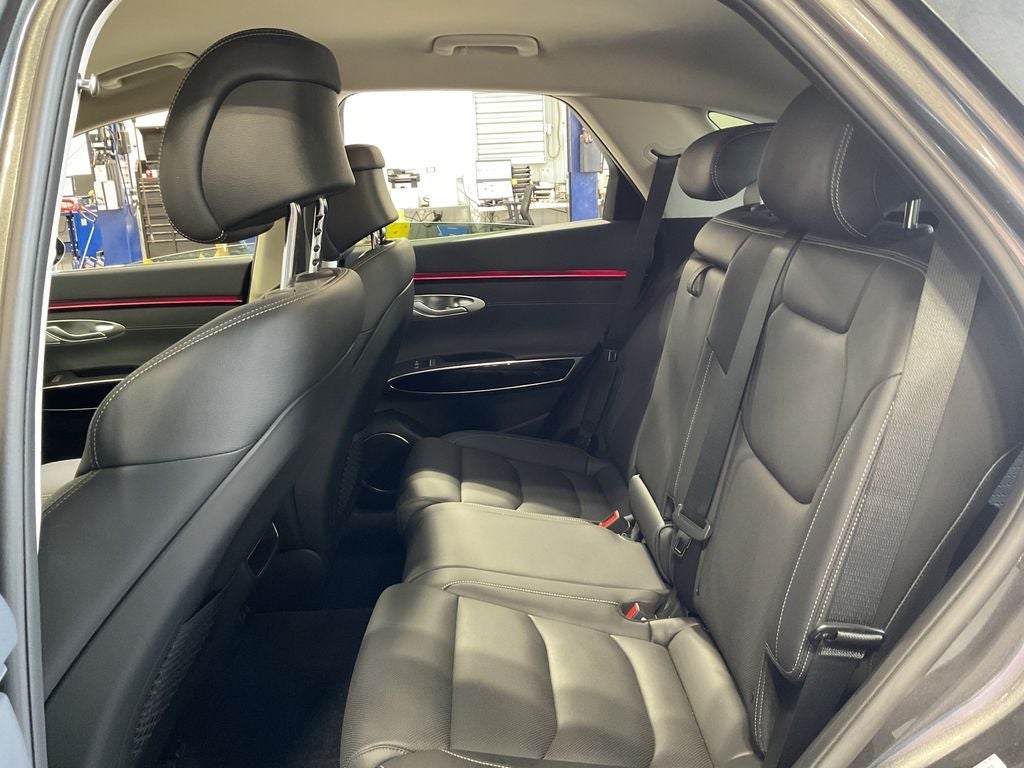 2026 Genesis GV70 2.5T