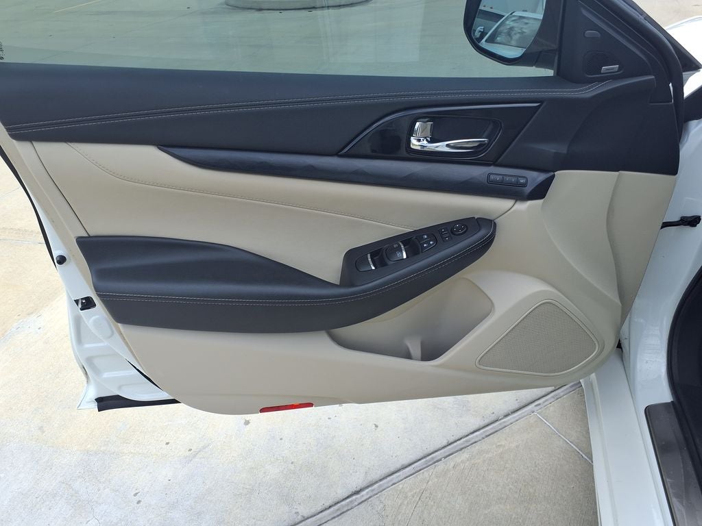 2021 Nissan Maxima Platinum