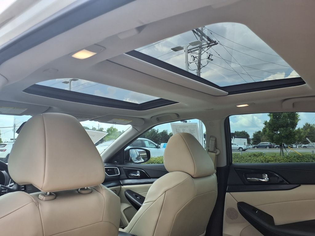 2021 Nissan Maxima Platinum