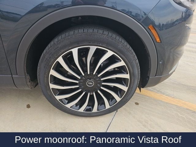 2022 Lincoln Nautilus Black Label