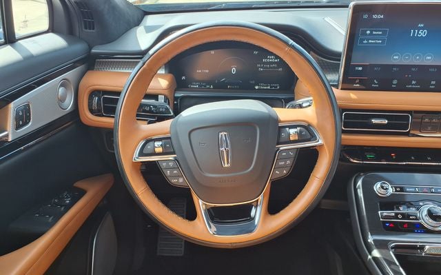 2022 Lincoln Nautilus Black Label