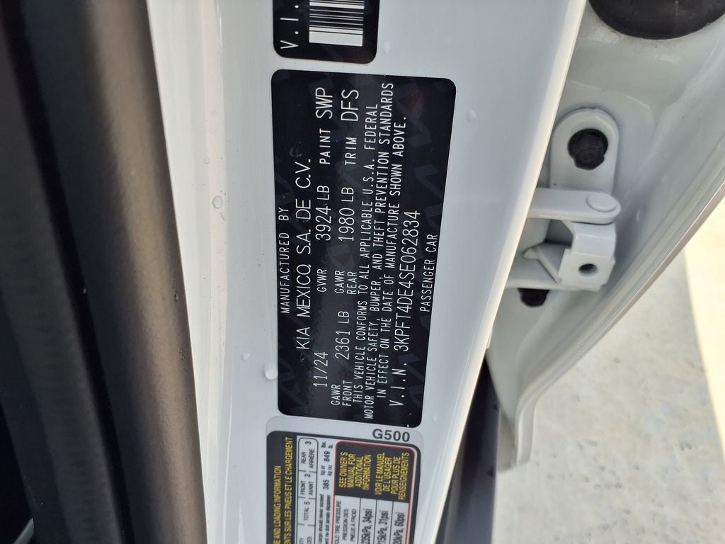 2025 Kia K4 LXS