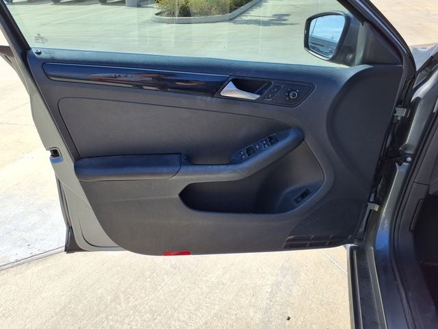 2016 Volkswagen Jetta Base