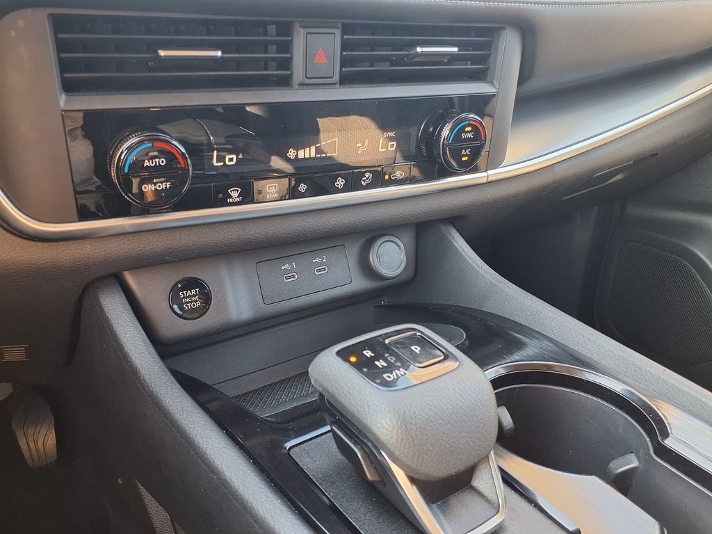 2025 Nissan Rogue SV