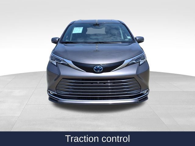 2021 Toyota Sienna Platinum 7 Passenger