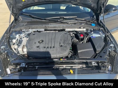 2023 Volvo S60 B5 Plus Dark Theme