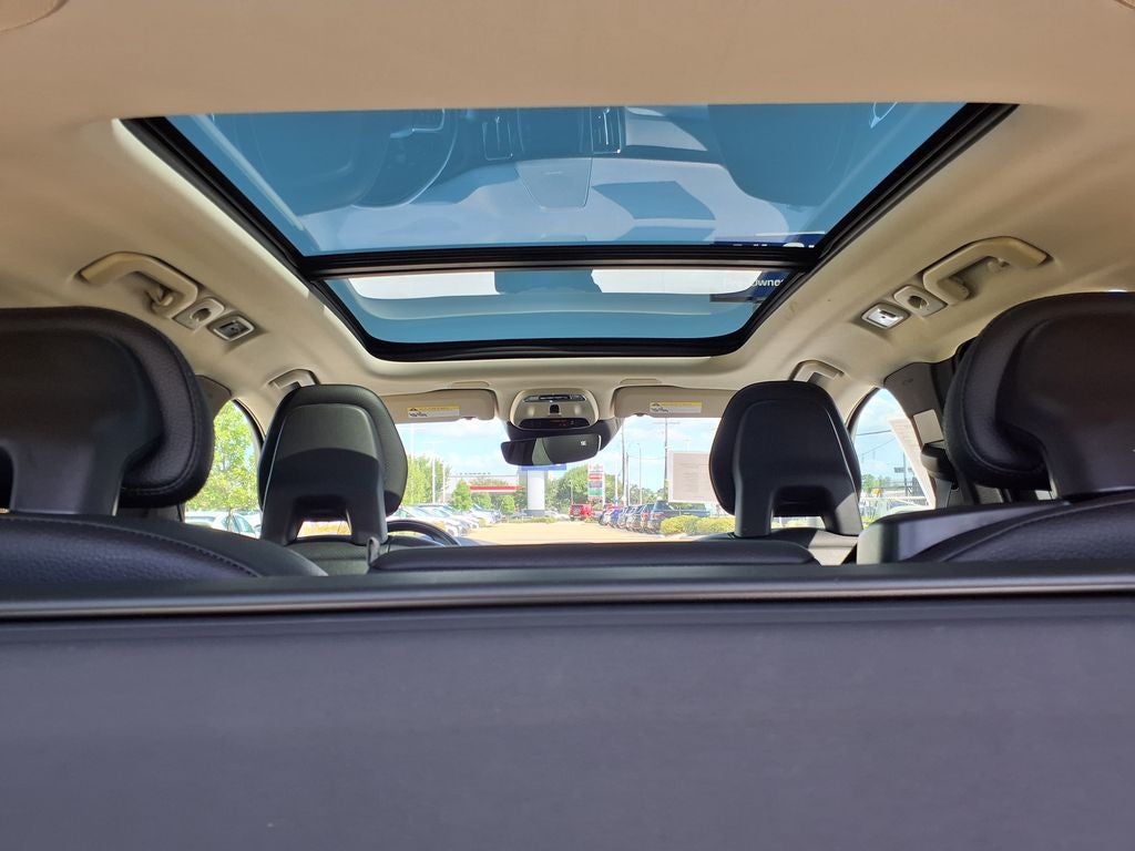 2019 Volvo XC60 T5 Momentum