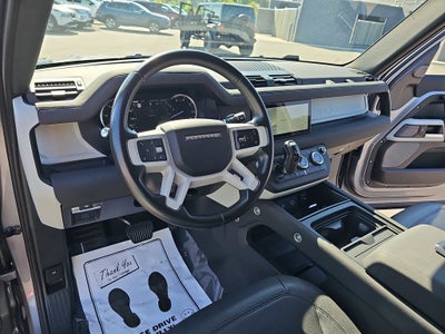 2023 Land Rover Defender 110 SE