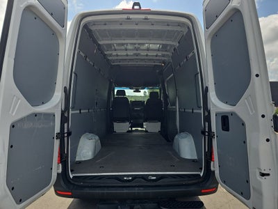 2025 Mercedes-Benz Sprinter 2500 Cargo 144 WB