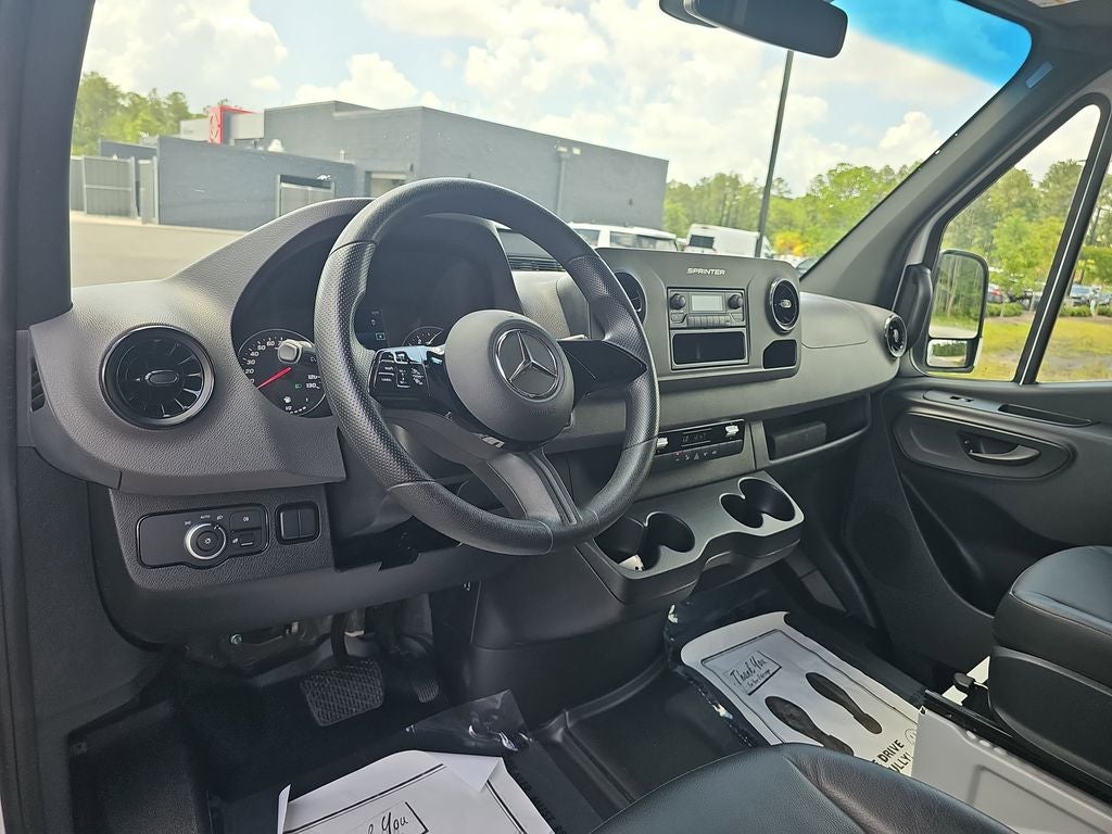 2025 Mercedes-Benz Sprinter 2500 Cargo 144 WB