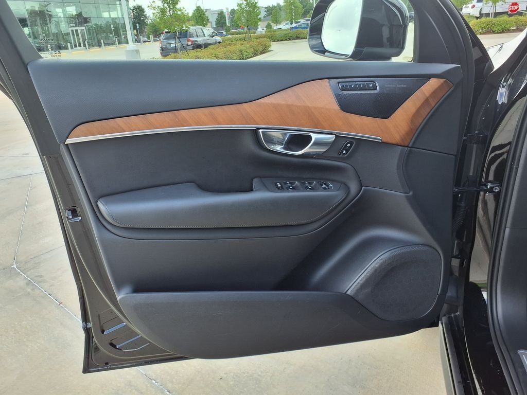 2023 Volvo XC90 B6 Plus 7-Seater