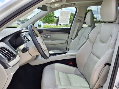 2023 Volvo XC90 B6 Plus 7-Seater