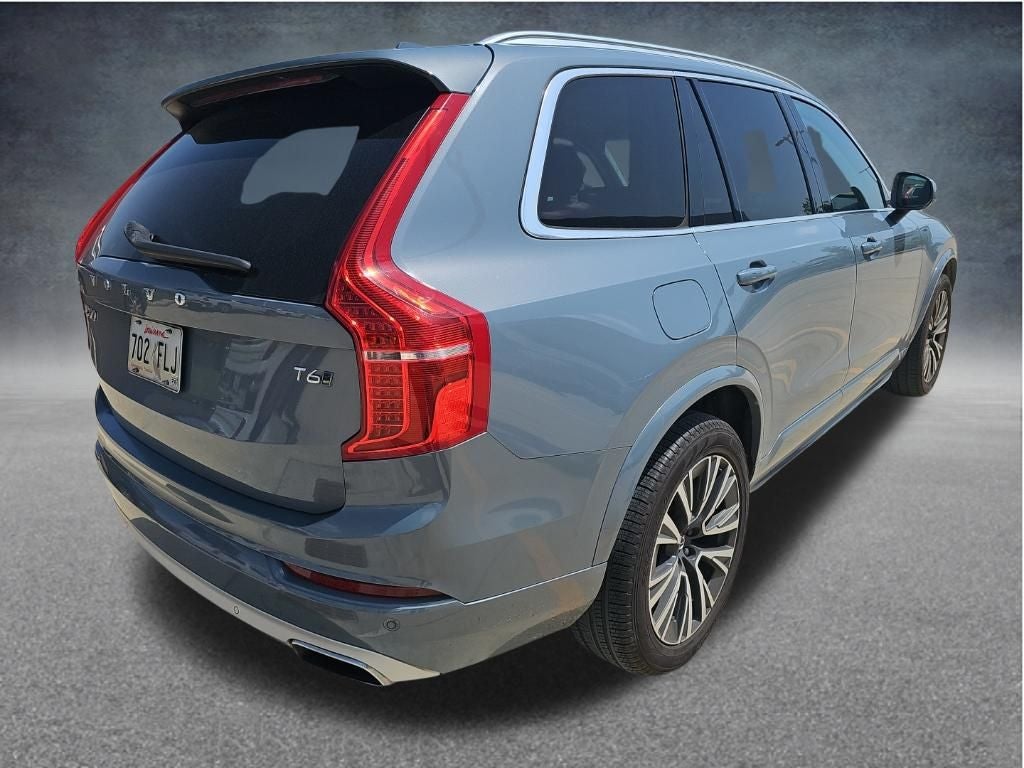 2020 Volvo XC90 T6 Momentum