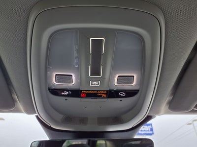 2023 Volvo XC60 B5 Ultimate Bright Theme
