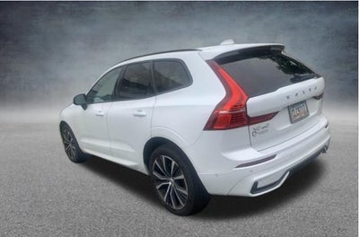 2023 Volvo XC60 B5 Plus Dark Theme
