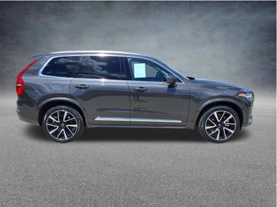 2024 Volvo XC90 B5 Plus