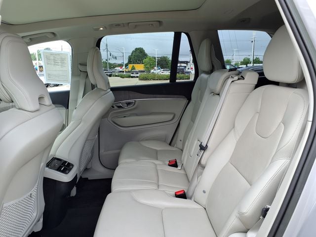2023 Volvo XC90 B5 Plus
