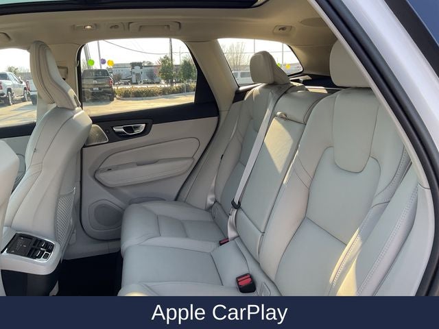 2023 Volvo XC60 B5 Ultimate Bright Theme