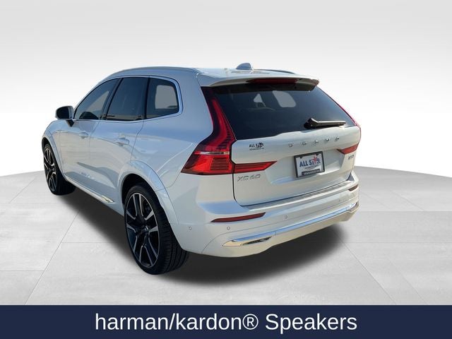 2023 Volvo XC60 B5 Ultimate Bright Theme