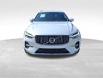 2023 Volvo XC60 B5 Ultimate Bright Theme