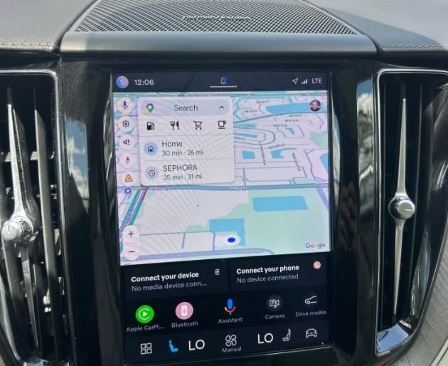 2023 Volvo XC60 B5 Ultimate Bright Theme