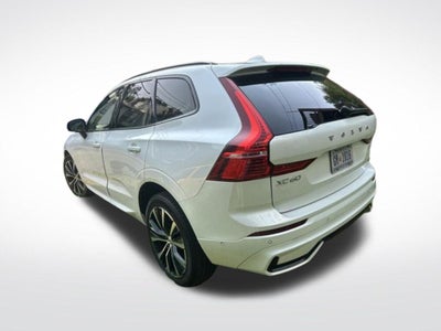 2024 Volvo XC60 B5 Plus Dark Theme