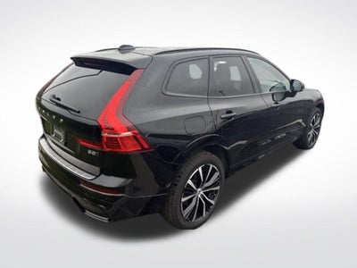 2024 Volvo XC60 B5 Plus Dark Theme