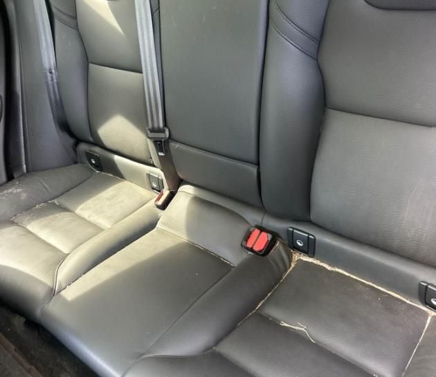 2023 Volvo XC60 B5 Plus Dark Theme