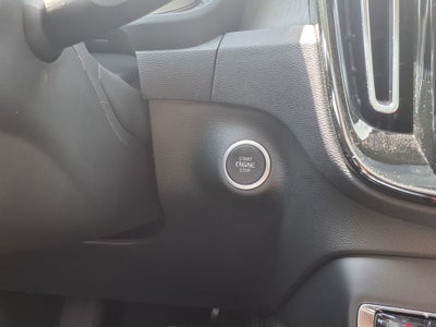 2023 Volvo XC40 Ultimate