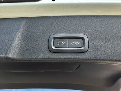 2023 Volvo XC40 Ultimate