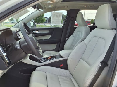 2023 Volvo XC40 Ultimate