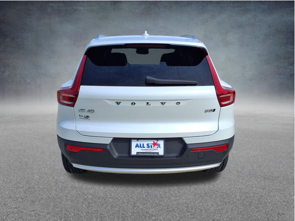 2023 Volvo XC40 Ultimate